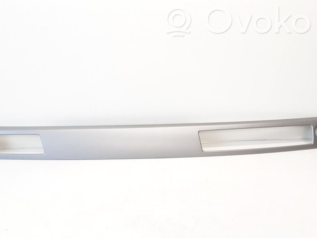 BMW 3 E90 E91 Dashboard glove box trim 