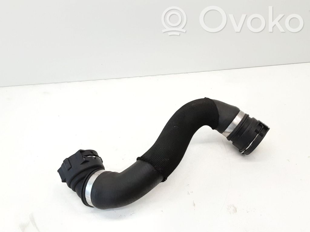 Engine coolant pipe/hose