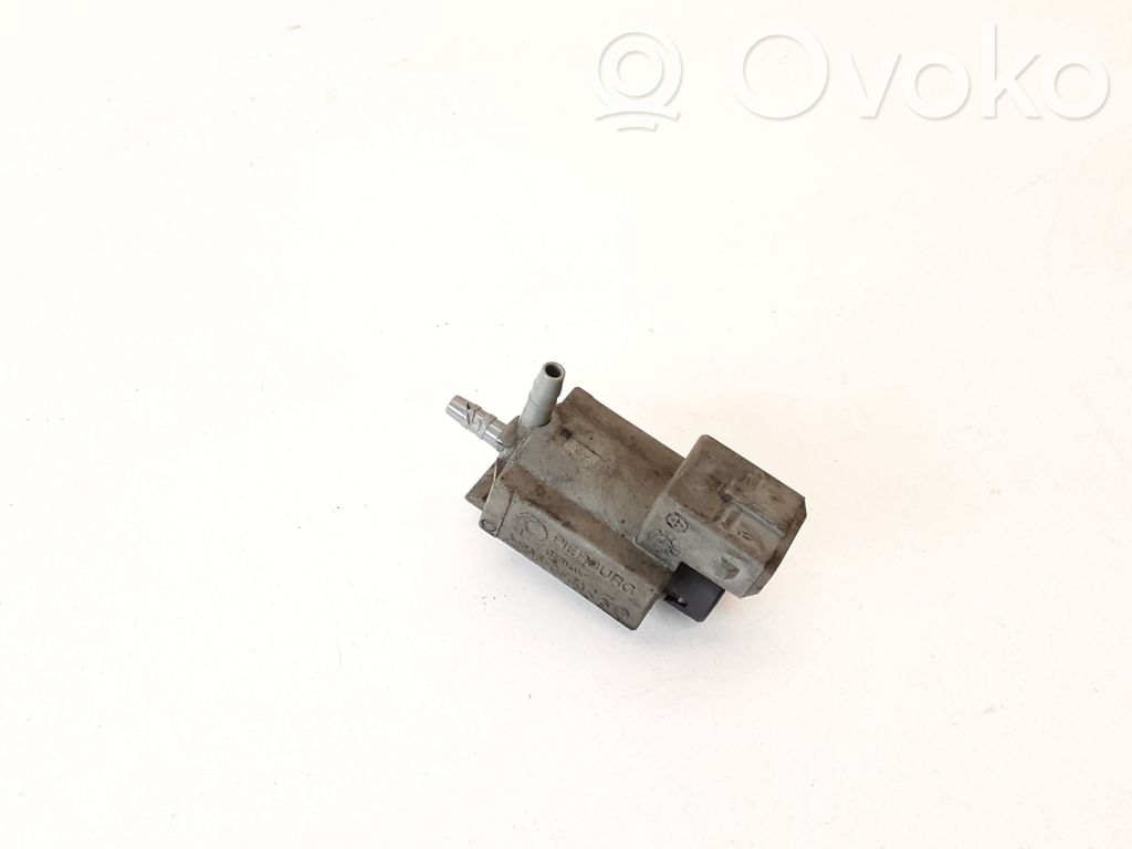 Vacuum valve   7537612,70078400