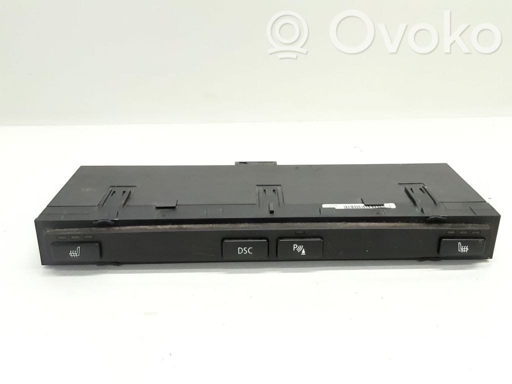 BMW 5 E60 E61 Seat heating switch 