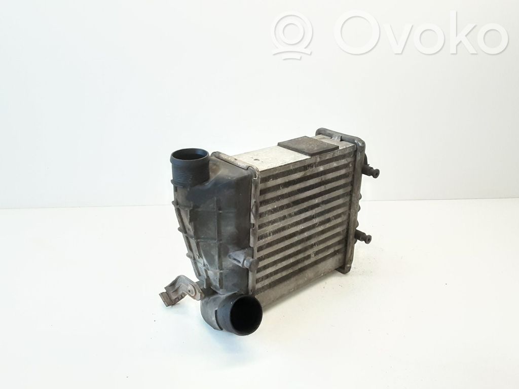 Audi A4 S4 B7 8E 8H Radiador intercooler 