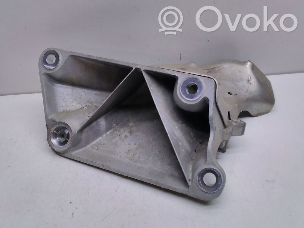 BMW 3 E90 E91 Engine mounting bracket 
