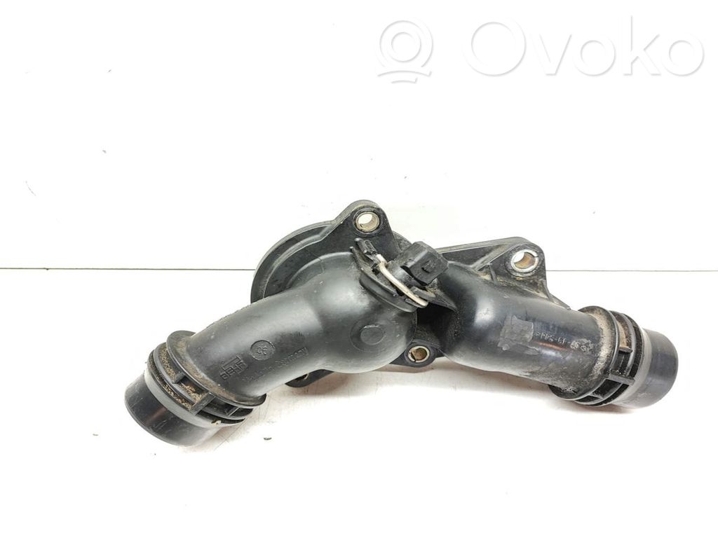 BMW 5 E60 E61 Termostats / termostata korpuss 