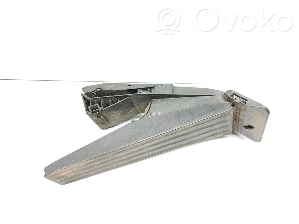 Accelerator throttle pedal   6789999