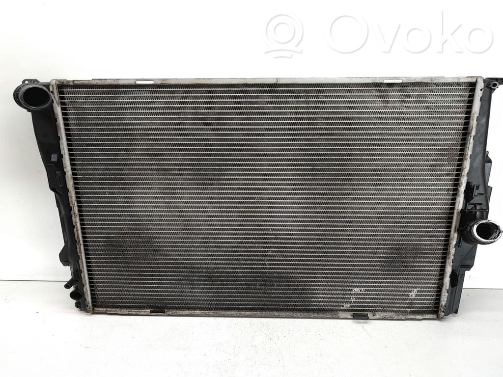 BMW 3 E90 E91 Coolant radiator 