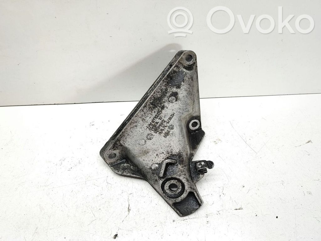 BMW 7 E65 E66 Engine mounting bracket 
