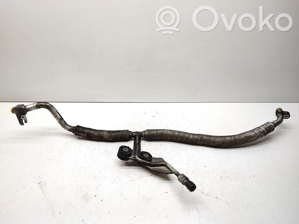 BMW 5 E60 E61 Ilmastointilaitteen putki (A/C) 