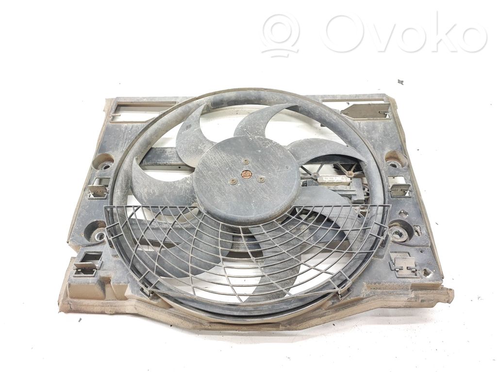 BMW 3 E46 Elektrisks radiatoru ventilators 