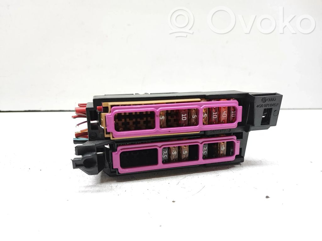 Audi A6 S6 C7 4G Fuse module 