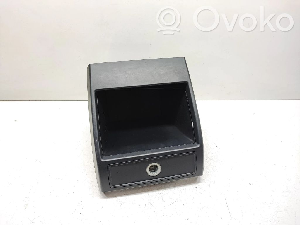 BMW X5 E70 Glove box central console 