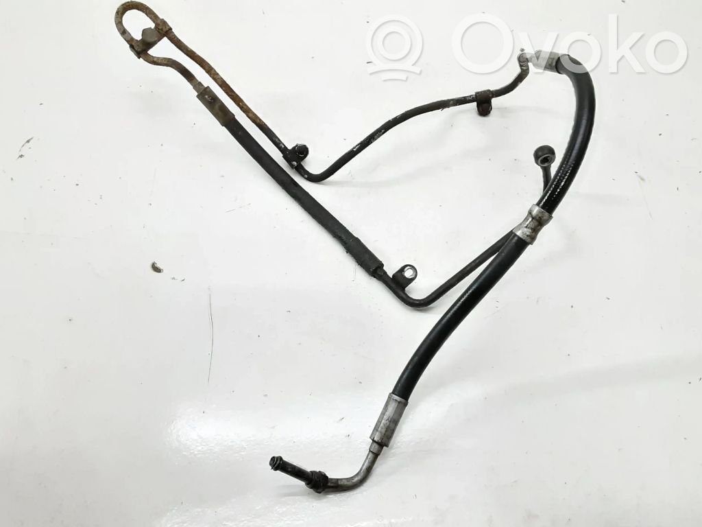 BMW 5 E60 E61 Ohjaustehostimen letkusto 