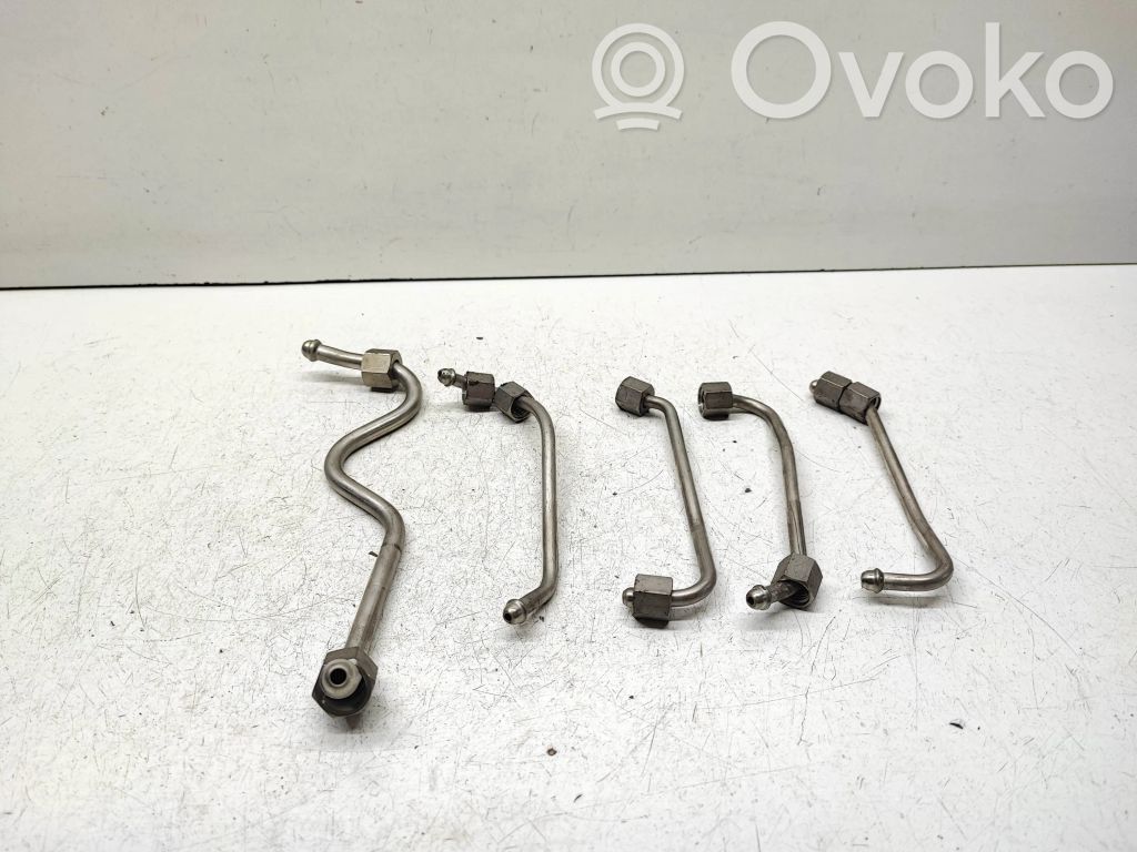 BMW 3 E92 E93 Degvielas iesmidzināšanas caurule (-es) 