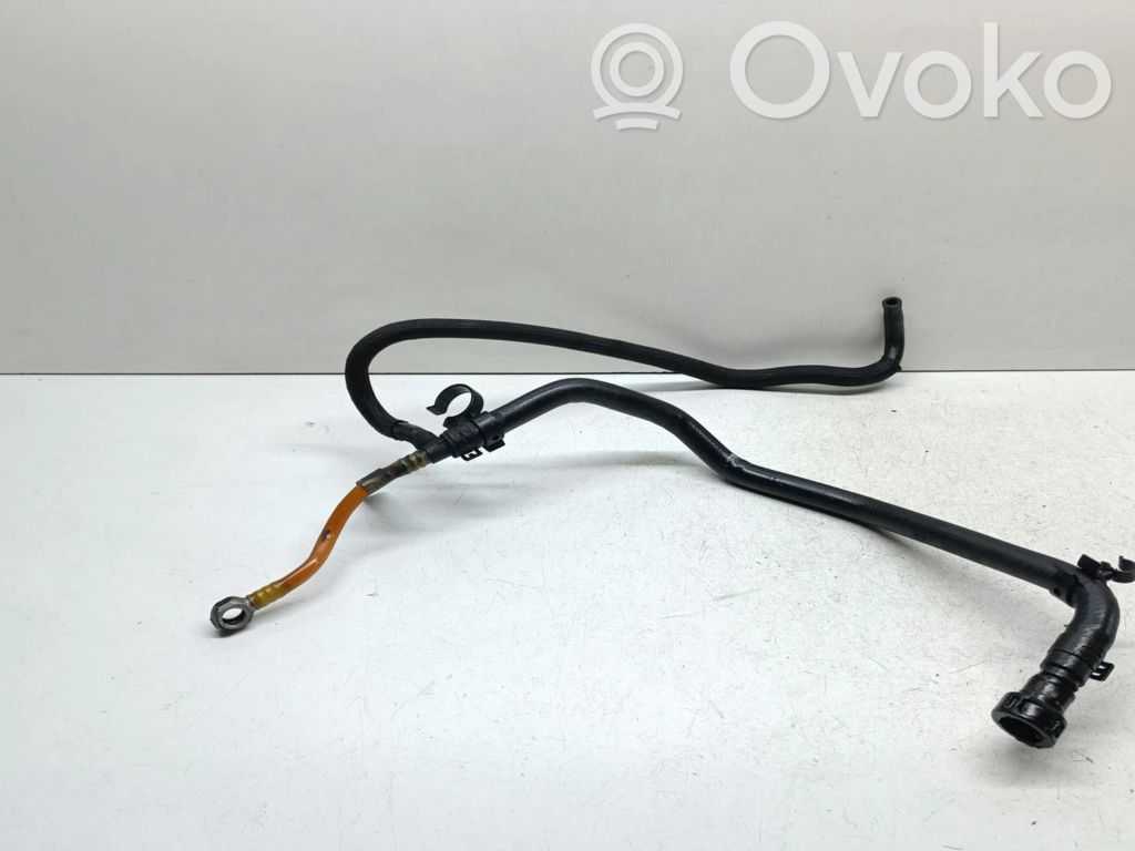 BMW 7 E65 E66 Caurule (-es) / šļūtene (-es) 