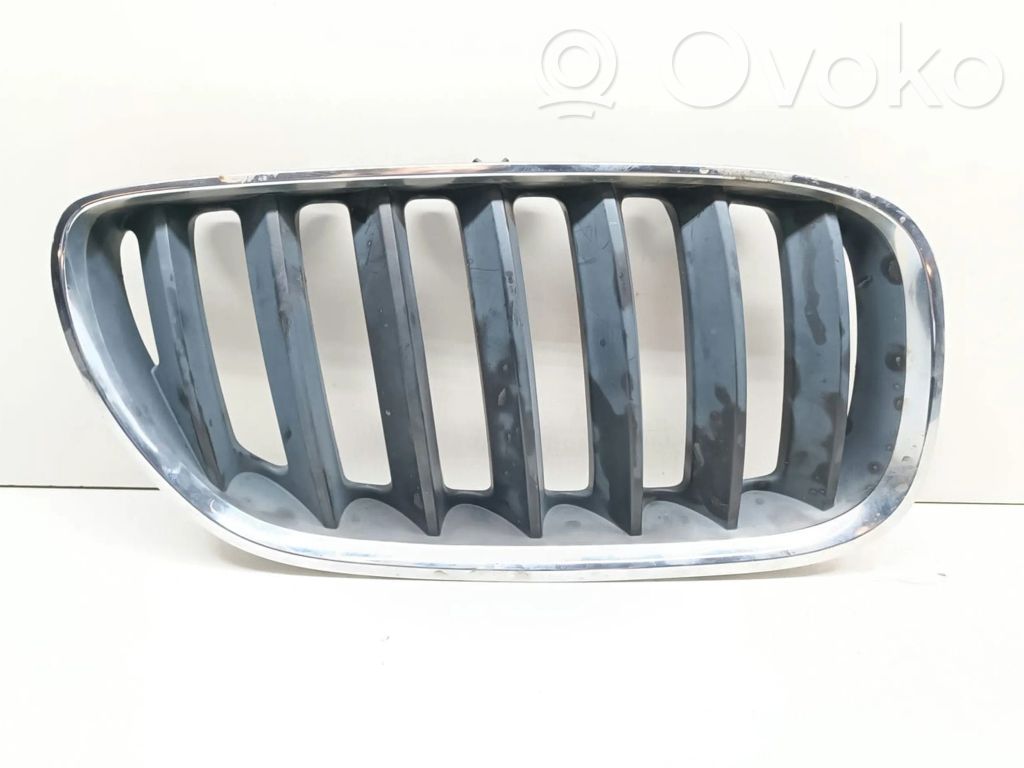 BMW 7 E65 E66 Front bumper upper radiator grill 