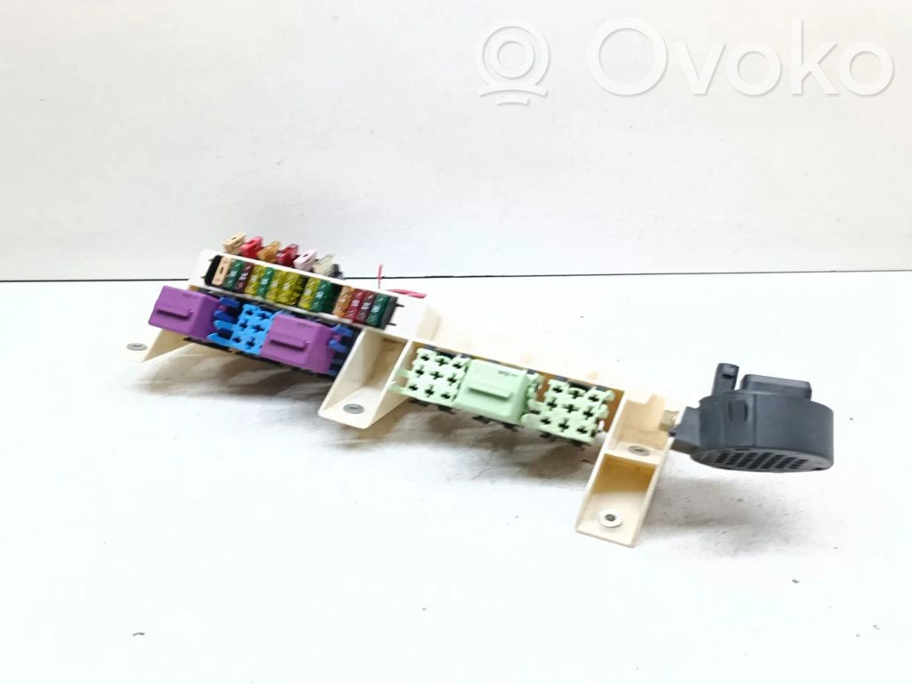 BMW X5 E53 Fuse module 
