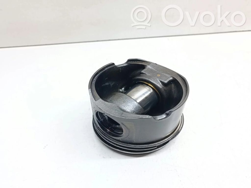 Kolben   8108U,3880