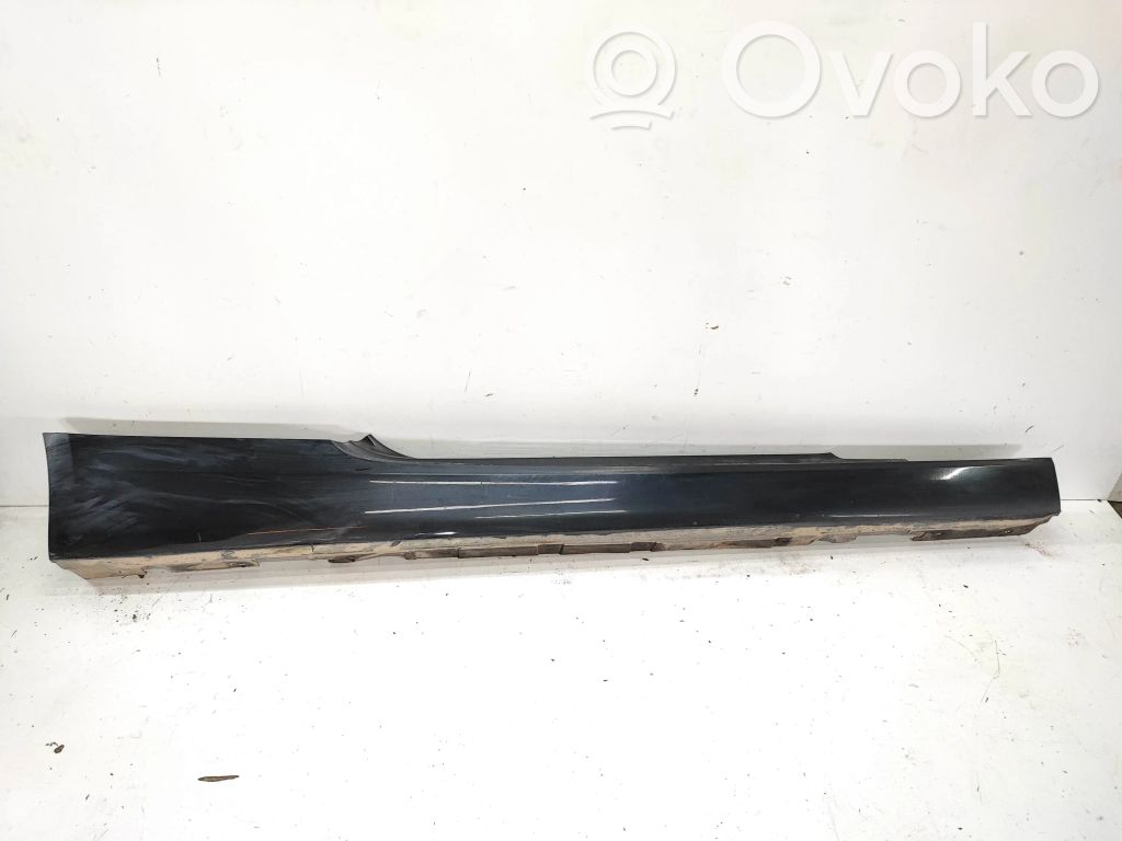 Sill   7130874,51777130874