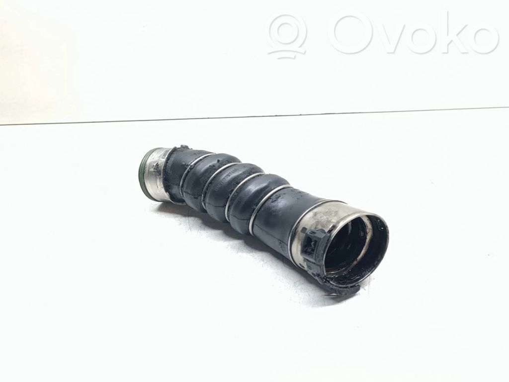 Intercooler hose/pipe   7797480