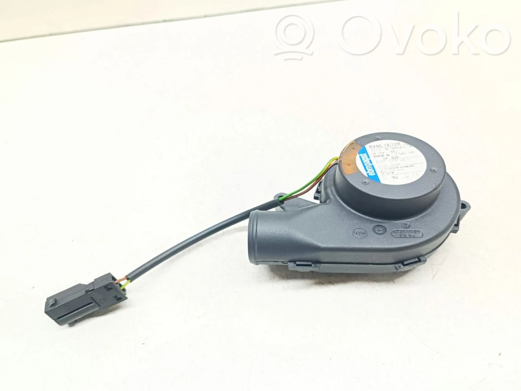 BMW 3 E90 E91 Engine control unit/module fan 