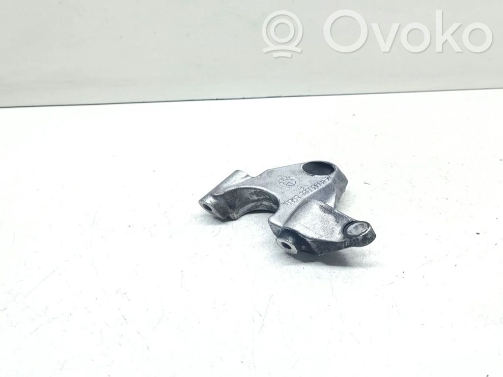 BMW 7 E65 E66 Power steering pump mounting bracket 