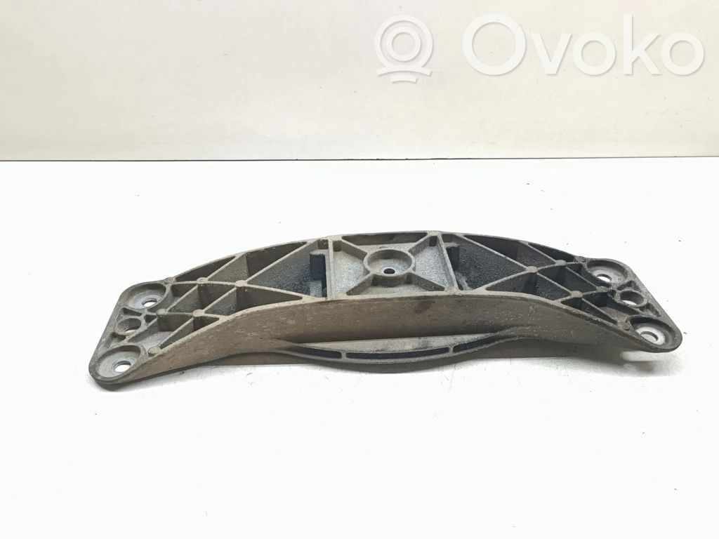 Gearbox mounting bracket   6769634,22316769634