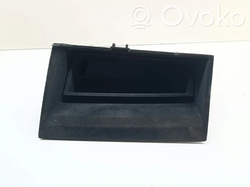 BMW X5 E70 Glove box 