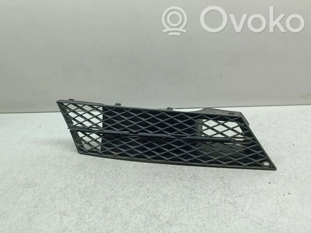 BMW 5 E60 E61 Unteres Gitter dreiteilig vorne 