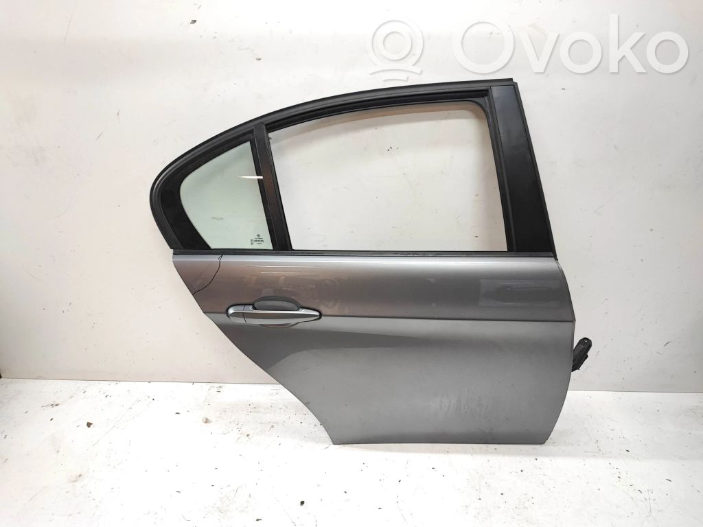 Rear door