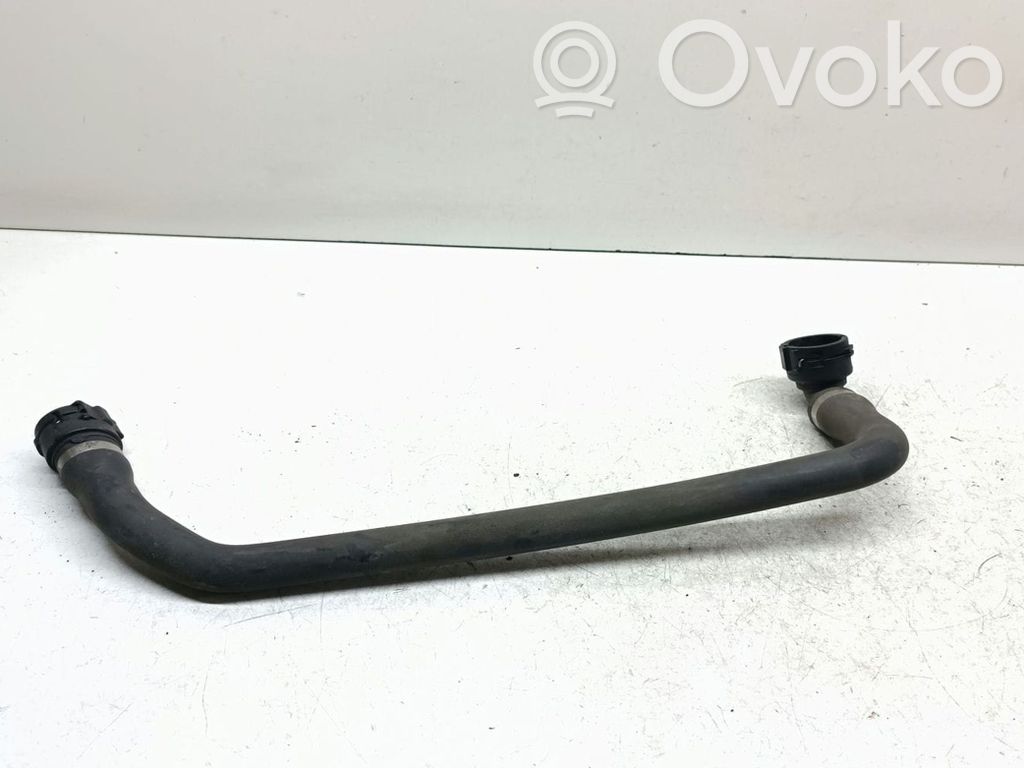 BMW 3 E90 E91 Conductă/furtun lichid de răcire motor 