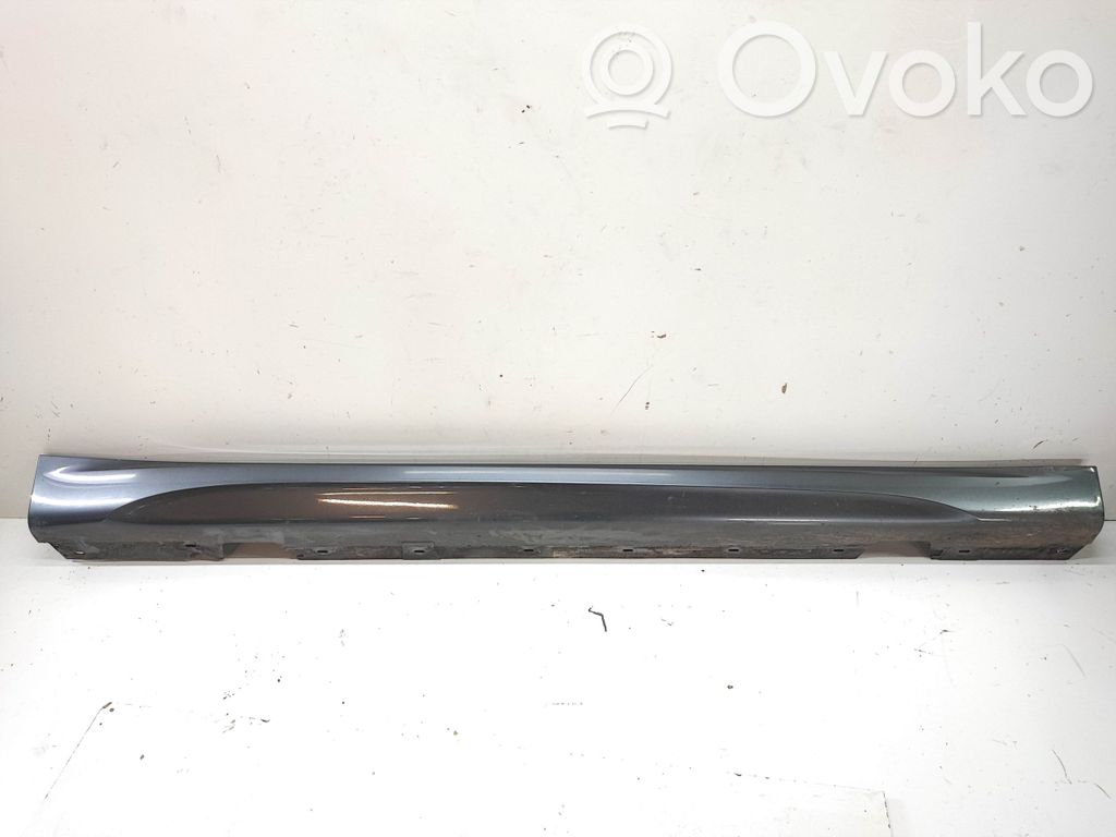 BMW X1 E84 Sill 
