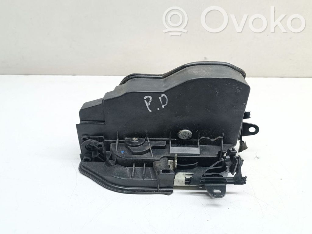 Front door lock   7202144