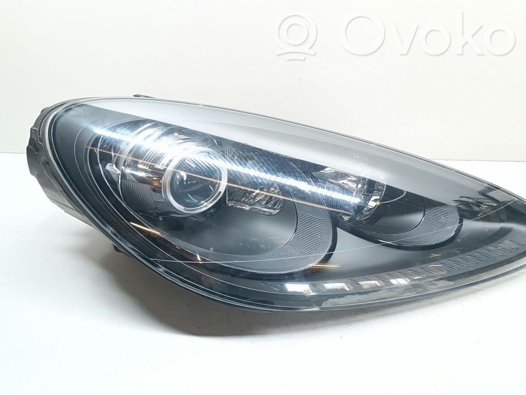 Porsche Cayenne (92A) Scheinwerfer 