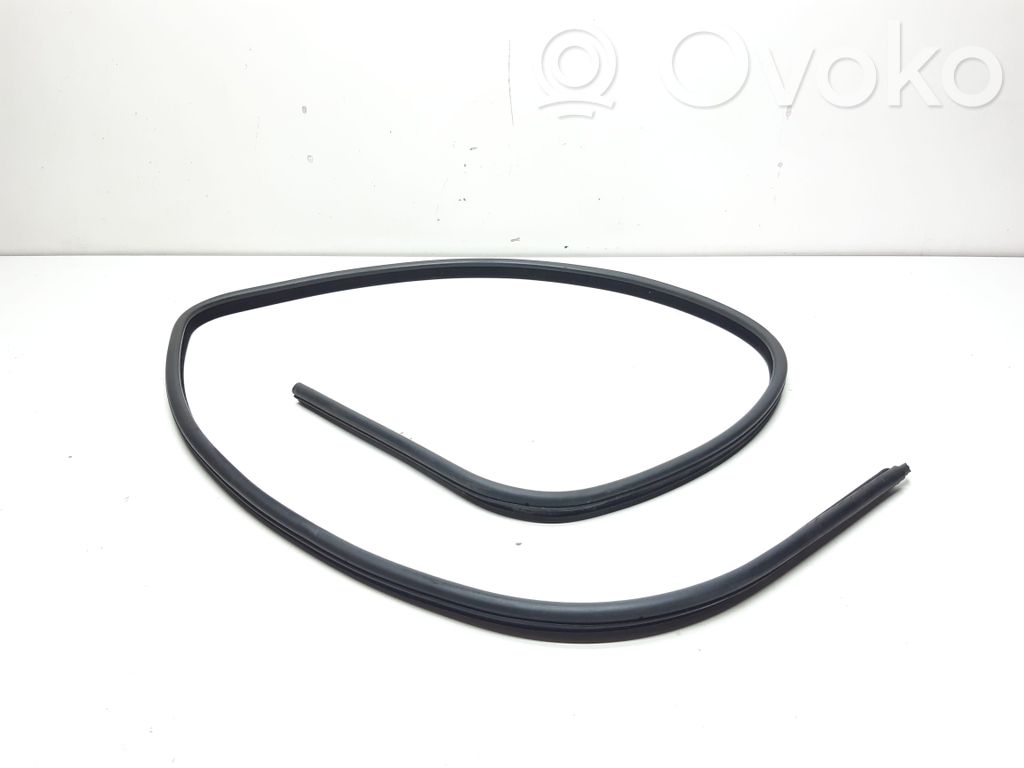 BMW 3 E46 Etuoven kumitiiviste 