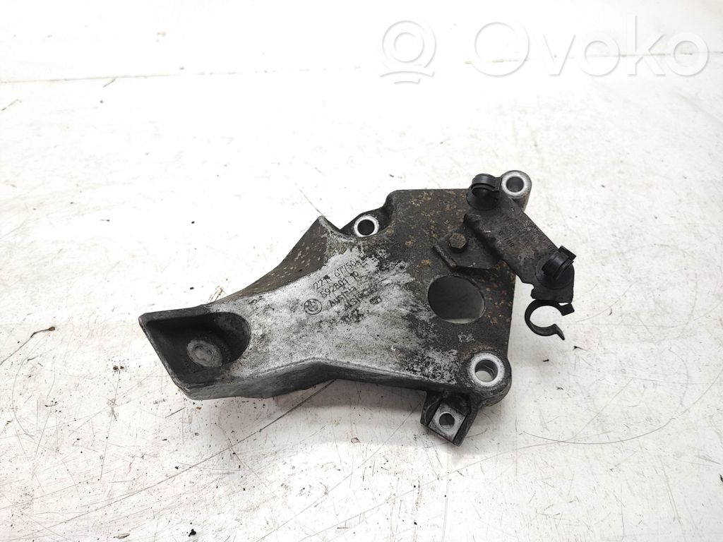 Engine mounting bracket   6775041,22116775041