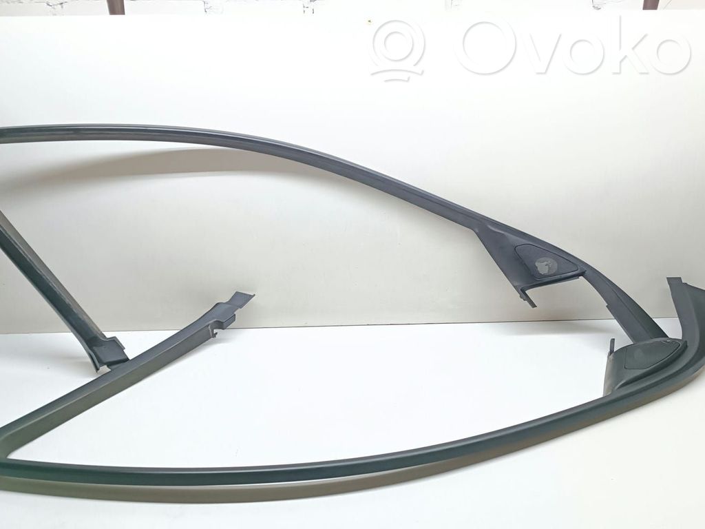 BMW 7 E65 E66 Ornament geam ușă față 