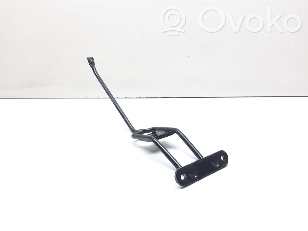 BMW 3 E90 E91 Radiator support slam panel bracket 