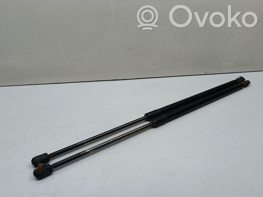 BMW 5 E60 E61 Front bonnet/hood damper/strut 