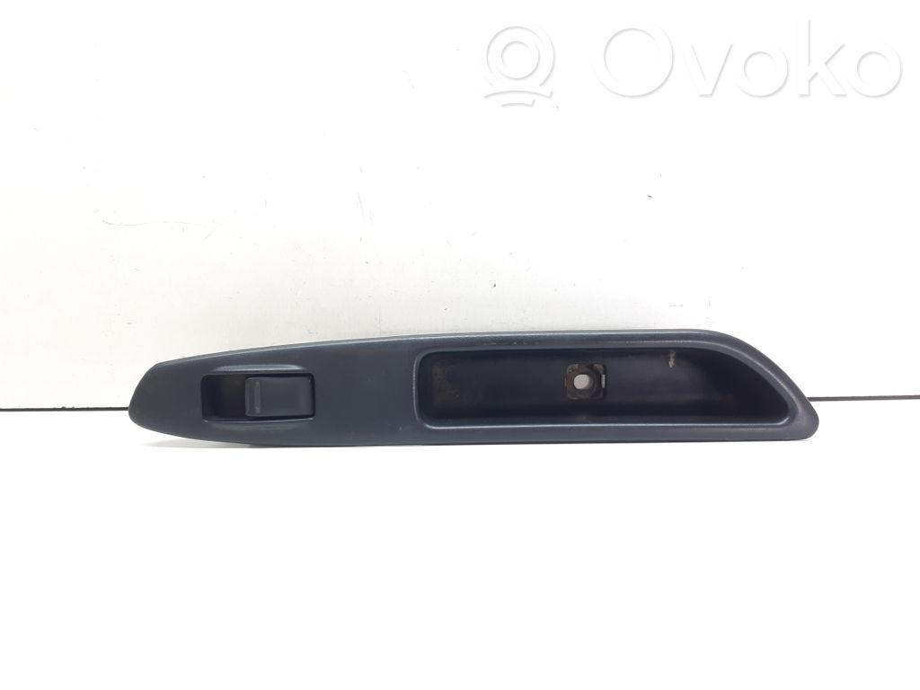 Subaru Forester SG Electric window control switch 