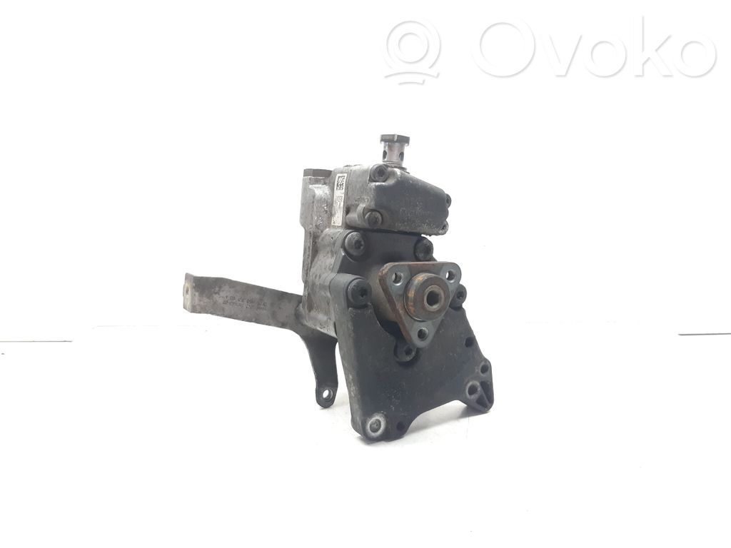 BMW 5 E60 E61 Power steering pump 