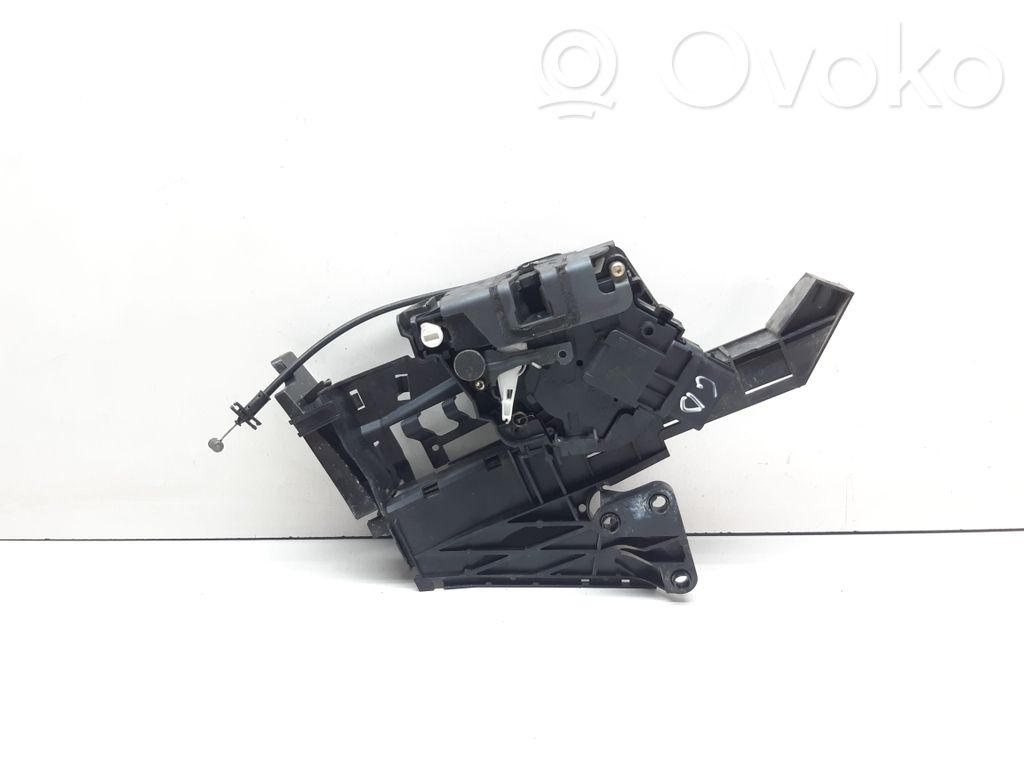 Ford C-MAX I Aizmugurē slēdzene 