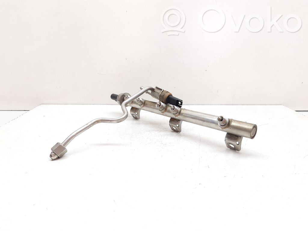 BMW 3 E90 E91 Fuel main line pipe 