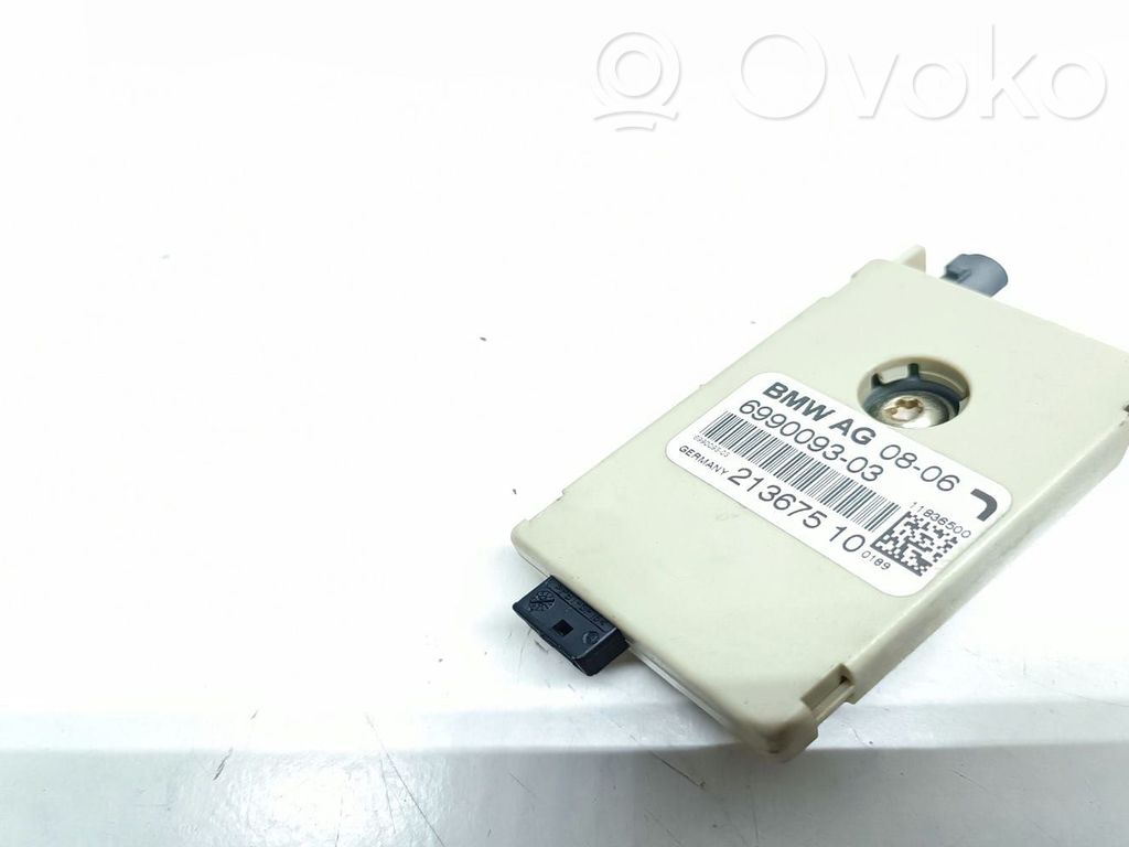 BMW 6 E63 E64 Antenos stiprintuvas 
