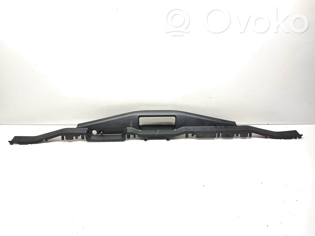 BMW X5 E70 Tailgate trim 