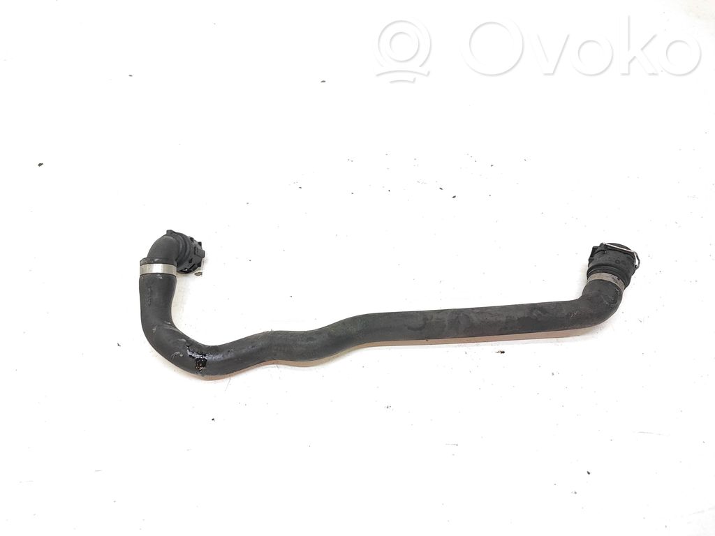 Engine coolant pipe/hose