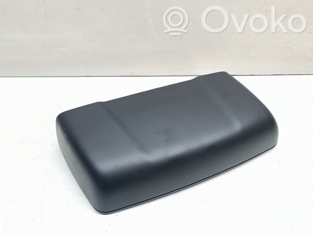 Other trunk/boot trim element   7175112