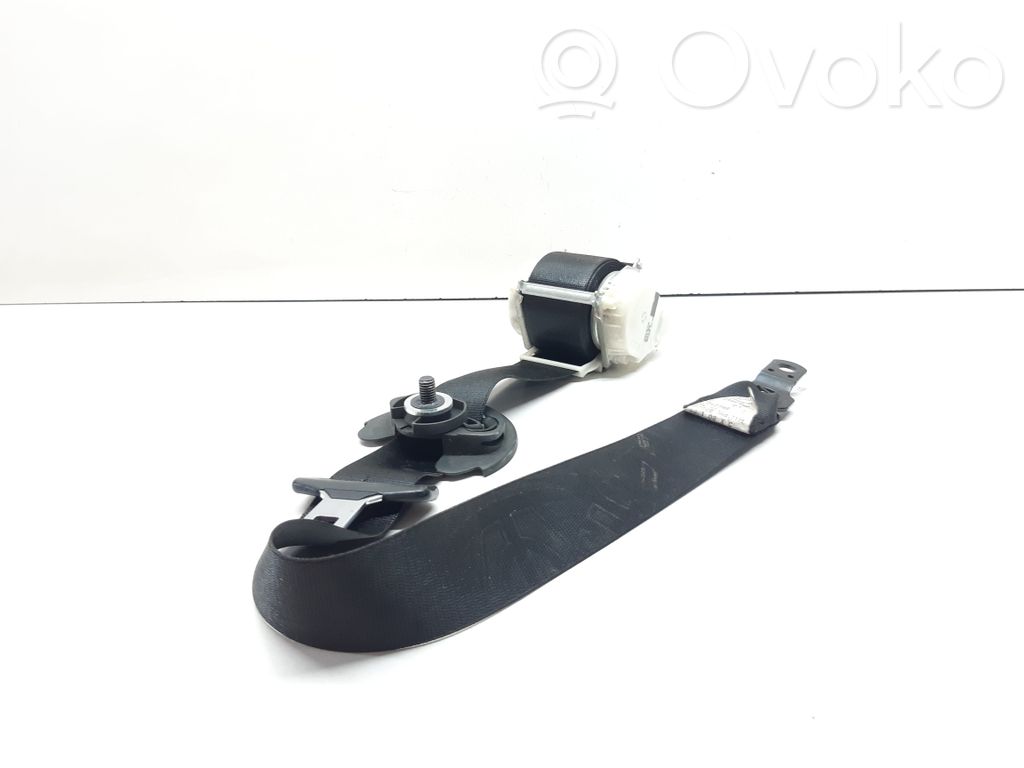 BMW X3 E83 Front seatbelt 