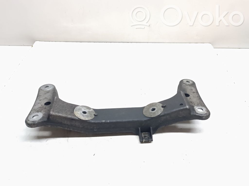 BMW 3 E90 E91 Gearbox mounting bracket 