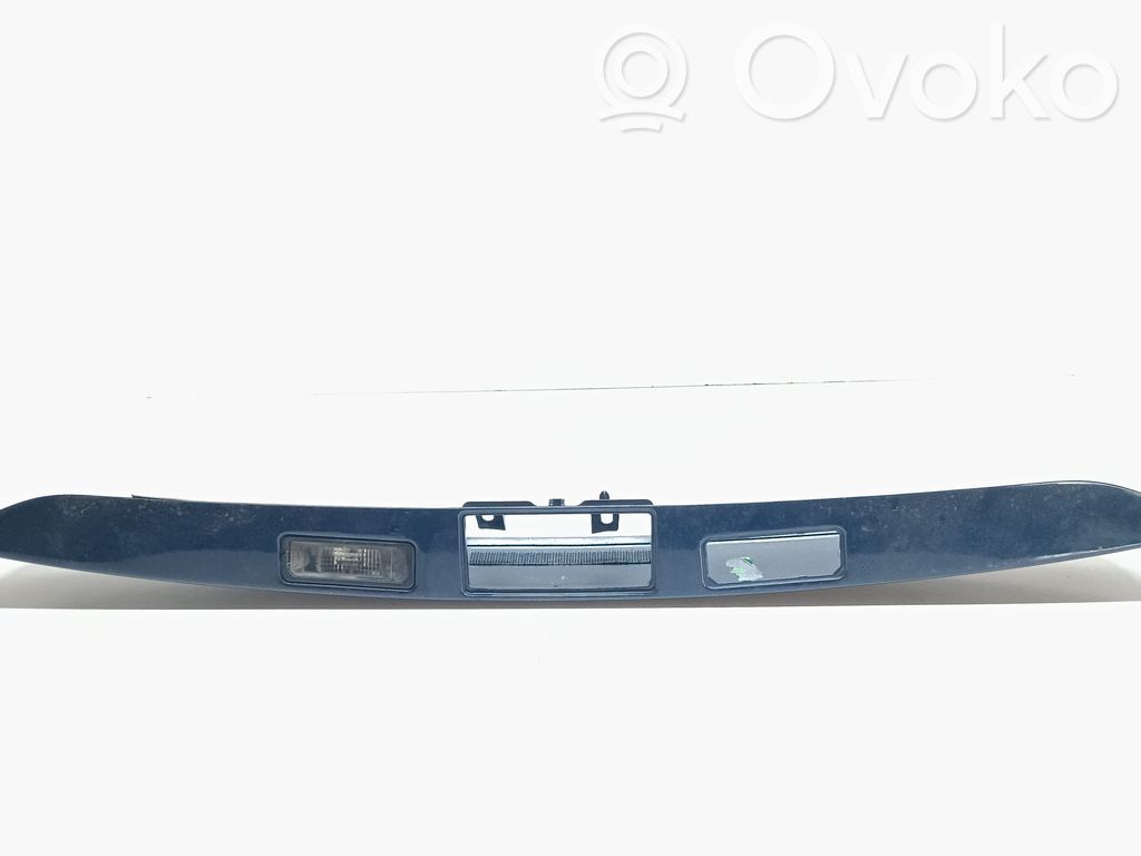 Porsche Cayenne (92A) Trunk door license plate light bar 