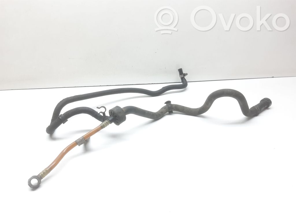 BMW 3 E90 E91 Caurule (-es) / šļūtene (-es) 