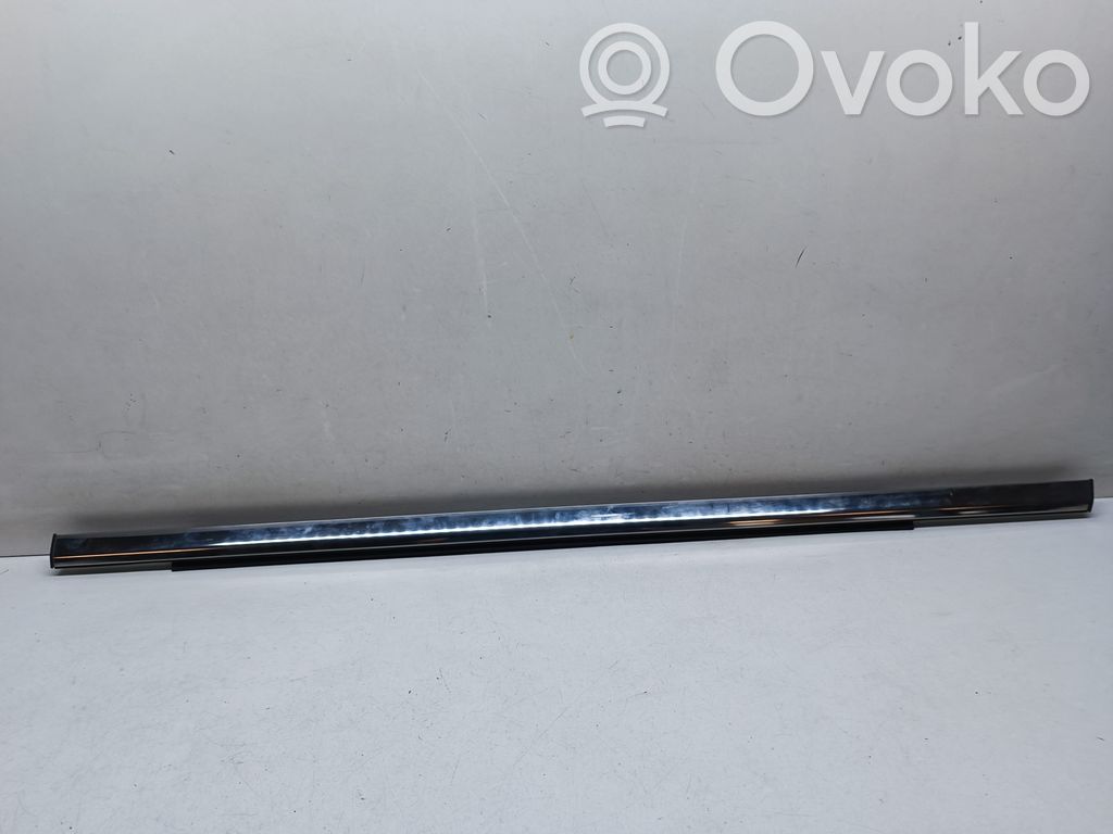 Jeep Grand Cherokee Rivestimento modanatura del vetro della portiera posteriore